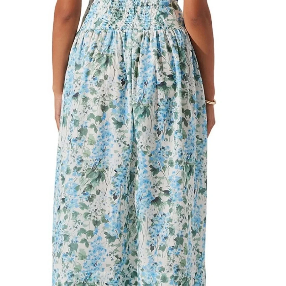 Floral Dress - Picture 5 of 6